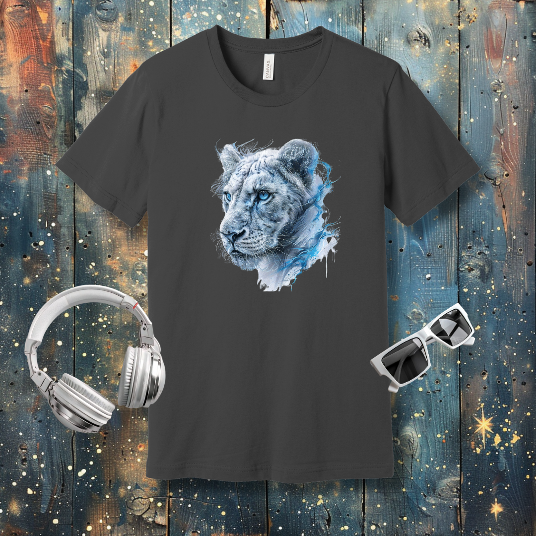 Blue & White lioness - T-shirt