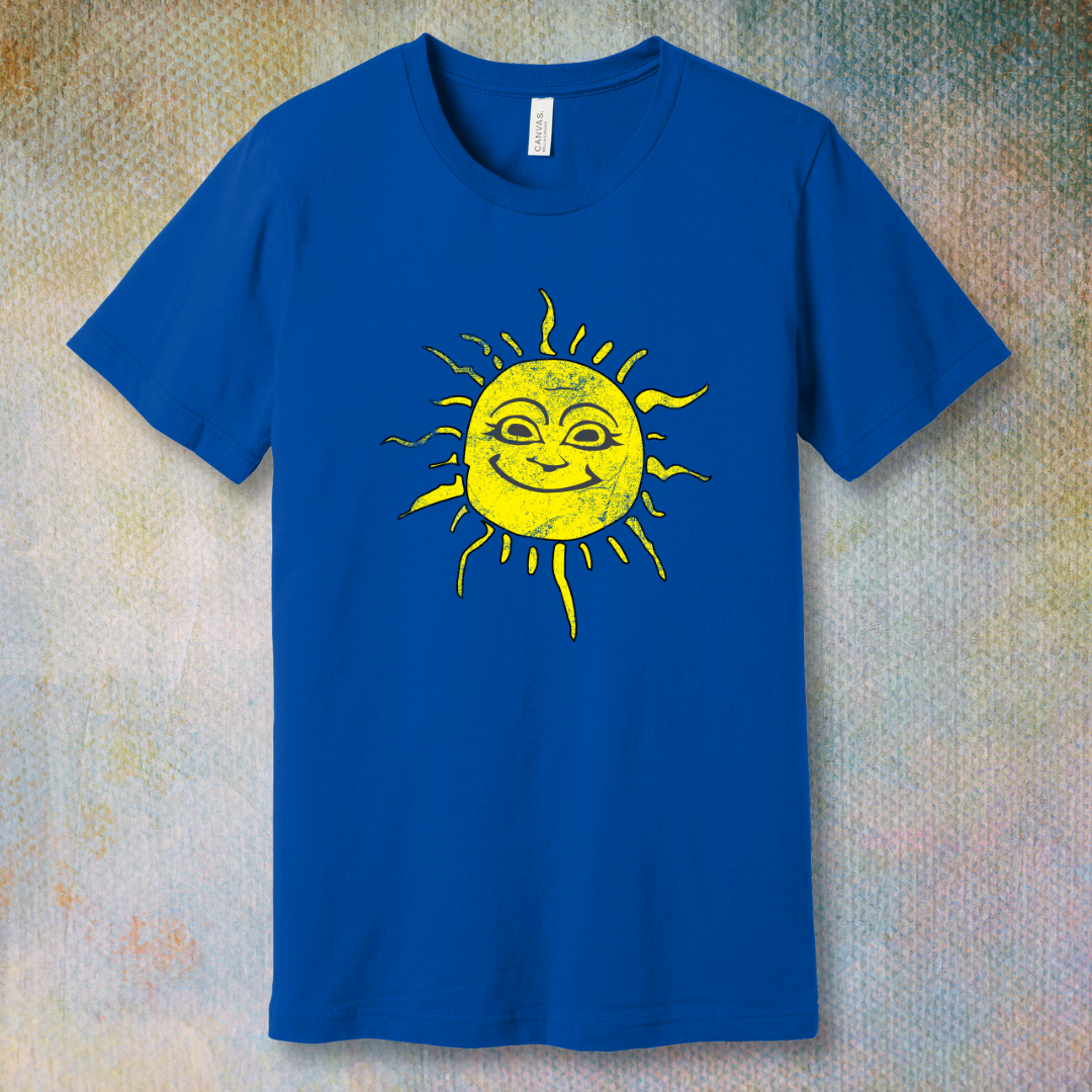 Smiley Sun T-shirt with a happy sun illustration radiating joy and warmth