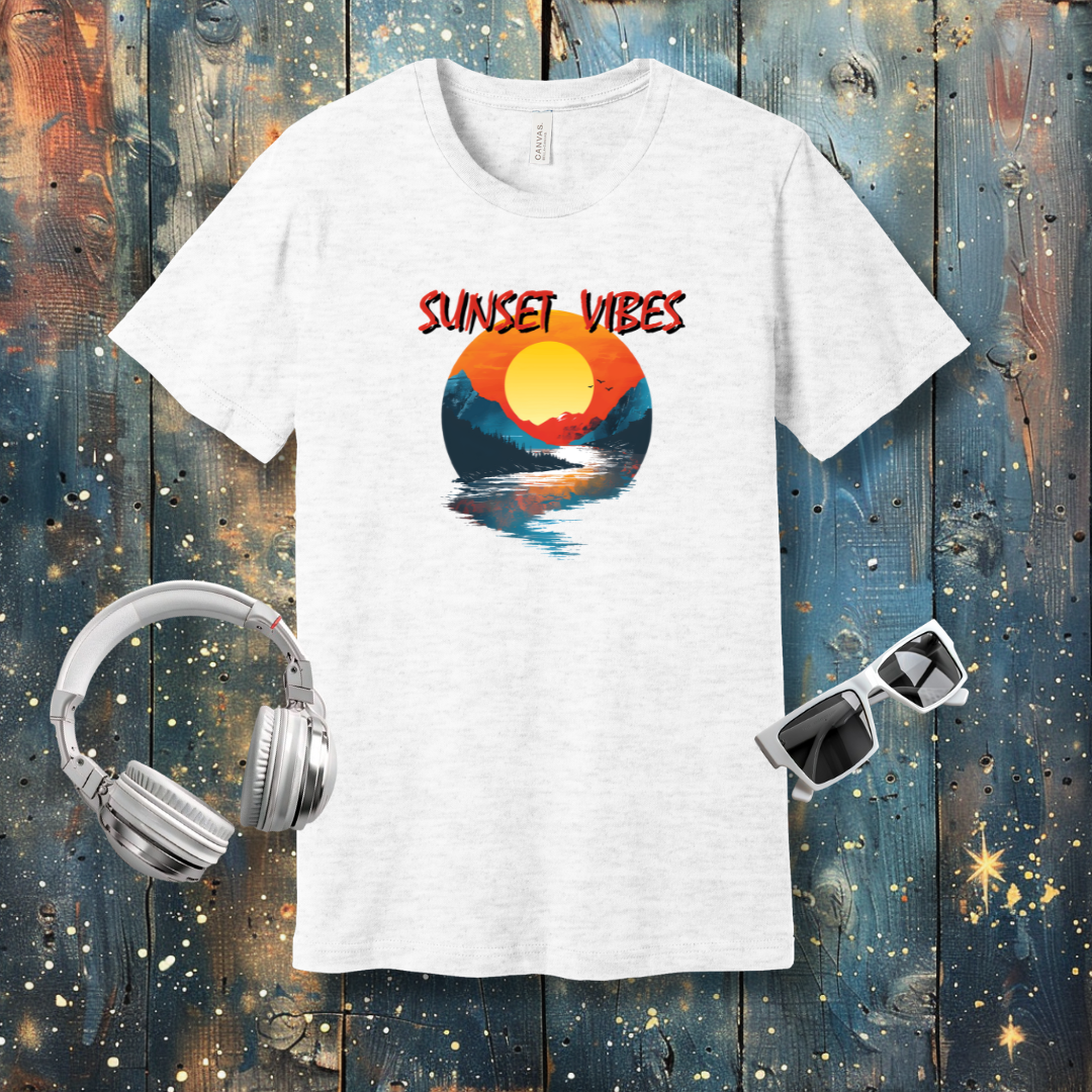 Sunset in the wild - T-shirt